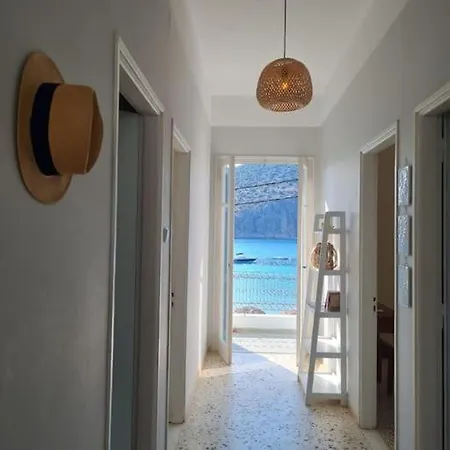 Apartment Big On The