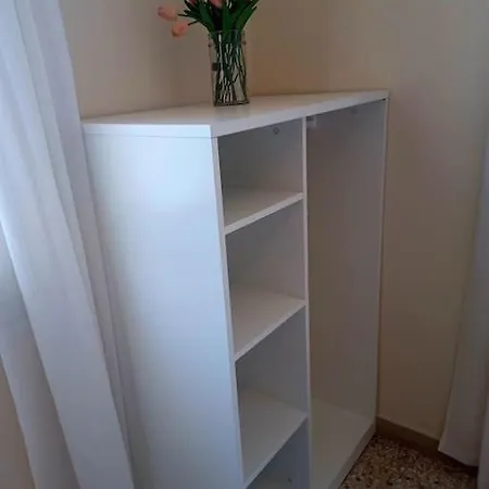 Big On The 아파트 Tolón